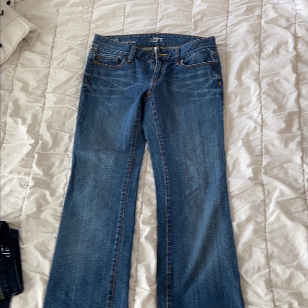 Light wash distressed jeans